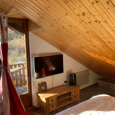 בקתה Chalet Auris *